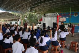 Bank Mestika edukasi 50 pelajar SMP Putra Bangsa Berbudi terkait keuangan