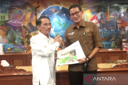 Bupati Gorontalo bahas pengembangan pariwisata dengan Menparekraf