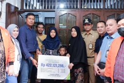 BPJS Ketenagakerjaan bayar manfaat kurir meninggal antar paket