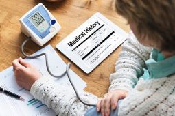 Dokter mengajurkan masyarakat rutin periksa tekanan darah di rumah