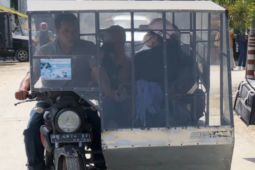 F1 Powerboat raises economic impact for local rickshaw drivers