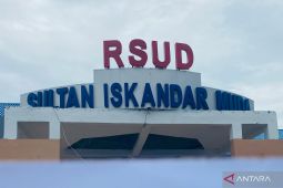 RSUD Nagan Raya tempatkan pasien ke ruang lain setelah robohnya plafon bangsal paru