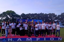 Danlantamal ajak pesepakbola Maluku bergabung jadi prajurit TNI AL