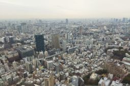Menikmati sensasi Tokyo dari ketinggian Tower Observatory tanpa antre