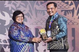 Adipura kelima Banjarbaru jadi kado dua tahun kepemimpinan Aditya-Wartono