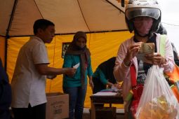 Gandeng PPI, Dinas Perdagangan Kota Madiun gelar operasi pasar jual "Minyakita"