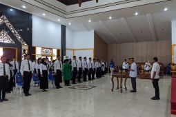 Wabup Tabalong ingatkan ASN berikan tauladan kepada masyarakat