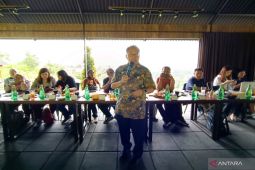 BEI kenalkan "Papan Utama-Ekonomi Baru" kepada wartawan