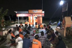 Sambut Ramadhan, "Heppiii Community" perbaiki fasilitas sosial desa