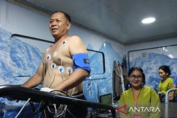 Ratusan Polisi di Padang Sidempuan periksa kesehatan