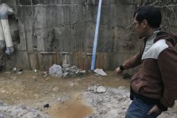 Seorang meninggal dunia tertimbun longsor
