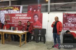 Wali Kota Molen dan Rudianto Tjen Buka Turnamen Gaple Di Warkop Bosqoe