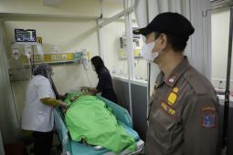 Seorang dari tiga Satpol PP Surabaya korban kecelakaan diizinkan pulang