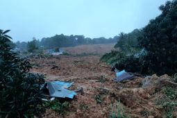Longsor di Natuna, Kapolda Kepri kirim personel tambahan untuk bantu evakuasi