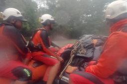 Adelia tujuh hari dicari akhirnya Tim SAR hentikan pencarian korban