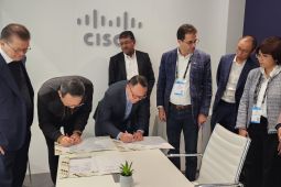 Smartfren dan Cisco Tandatangani Partnership Value Framework Percepat Ekspansi Menuju 5G