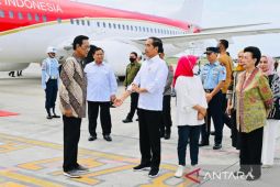 Jokowi tinjau panen raya dan resmikan tambak udang di Jateng