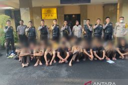 18 pelajar diduga hendak tawuran ditangkap polisi di Kalideres