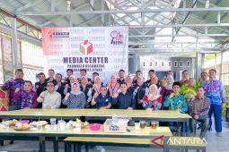 DPRD bersama Bawaslu Kalsel cek kesiapan Panwaslu Kecamatan hadapi Pemilu 2024