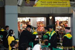 UI wisuda 4.658 mahasiswa jenjang vokasi hingga program doktoral