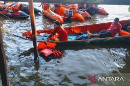 Pencarian bocah larut dari selokan dihentikan
