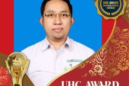 Pemerintah Papua Barat terima penghargaan UHC BPJS