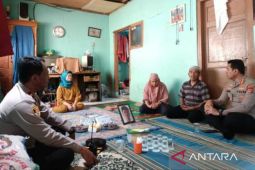 Pelaku utama pembacok Arya Saputra hingga kini masih buron