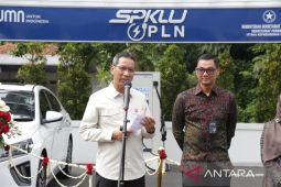 PLN kerja sama dengan Sekretariat Presiden operasikan SPKLU