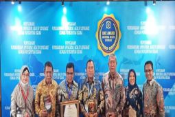 Kota Sibolga dapat penghargaan UHC Award 2023