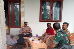 Warga Abdya amankan seorang imigran rohingya tertidur di masjid