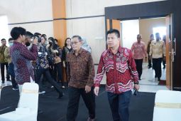 Pemkab Sambas serahkan LPKD Unauduted Tahun 2022