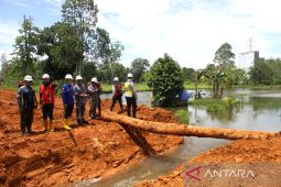 Adhi karya tambahkan box culvert untuk pengaliran air di kolam regulasi Mandingin