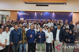 Peserta "workshop" PT SGN-ANTARA Jatim antusias ikuti pelatihan media sosial