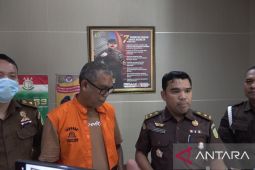 Kejati Sumut tangkap buronan terpidana korupsi   sertifikat di Madina