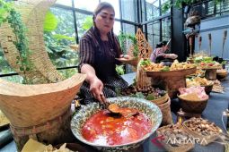 "Jelajah Rasa Kota Sembilan Wali" hadir di JW Marriott Surabaya