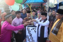 Bupati Merangin dampingi Gubernur Jambi resmikan pasar 4-9