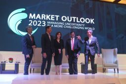 Dirut Mandiri sebut perlu strategi investasi di tengah iklim dinamis