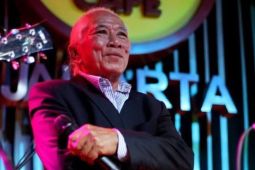 Musisi legendaris Nomo Koeswoyo dari Koes Bersaudara tutup usia