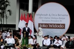Tiga warga Tabalong terima sepeda gratis dari Jokowi