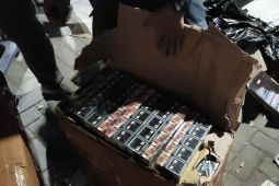 Bea Cukai gagalkan pengiriman ribuan bungkus rokok ilegal di Malang