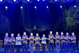 Mendag Zulkifli ajak delegasi AEM Retreat 2023 nikmati pesona malam Borobudur