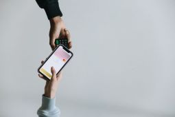 Studi Visa: Indonesia bakal menjadi "cashless society" pada tahun 2030