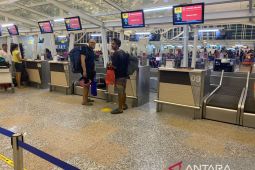 Imigrasi deportasi empat warga Rusia karena langgar aturan