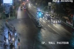 Lalu lintas Pasteur Bandung lancar, sementara tol Purbaleunyi arah Bandung sempat padat