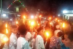 Di Hajoran Tapteng, sambut bulan suci masyarakat gelar niat tahun dan pawai obor