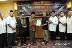KONI HSS terima hasil pemeriksaan laporan keuangan Porprov XI Kalsel