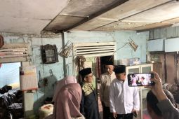 Wali Kota Padang inapkan satu keluarga tak mampu di rumah dinasnya