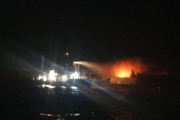 Kebakaran kapal pengangkut BBM di laut Lombok berhasil dipadamkan