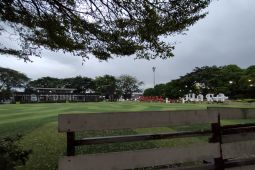 Alun-alun Kota Bandung tutup di akhir pekan pertama Ramadhan 1444 H