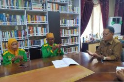 Bupati Gorontalo Utara tunaikan zakat fitrah lebih awal